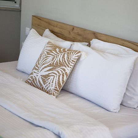 קאטו דרטסו Yasmine Apartments And Rooms מראה חיצוני תמונה