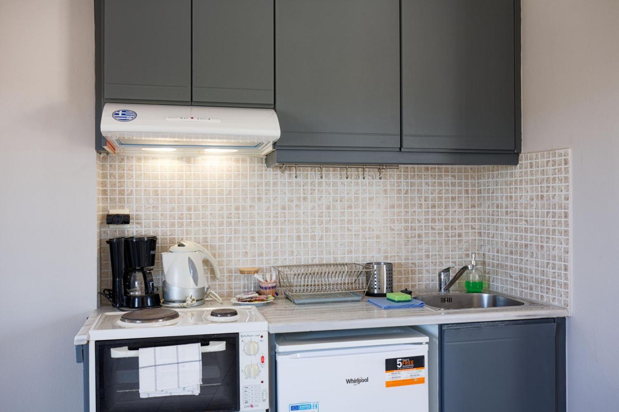 קאטו דרטסו Yasmine Apartments And Rooms מראה חיצוני תמונה