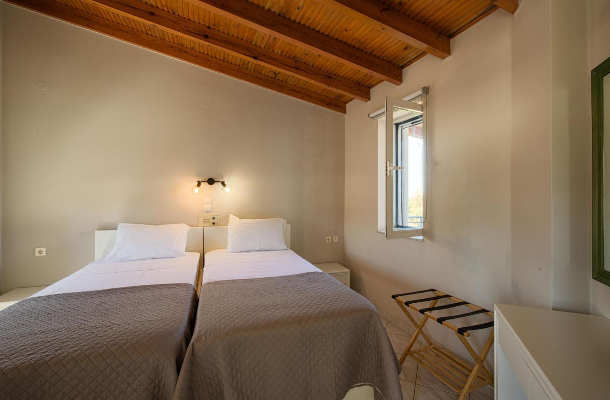 קאטו דרטסו Yasmine Apartments And Rooms מראה חיצוני תמונה