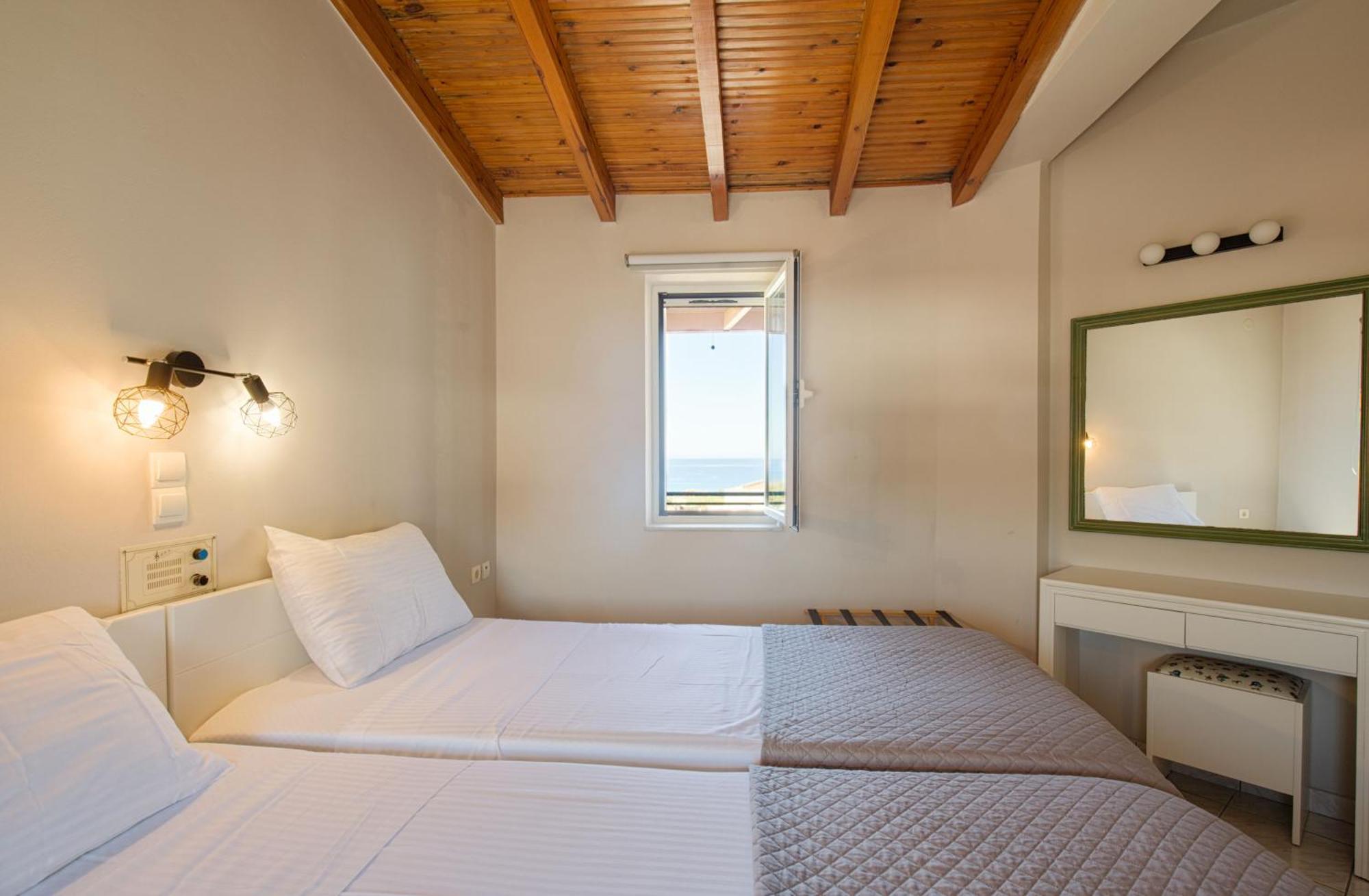 קאטו דרטסו Yasmine Apartments And Rooms מראה חיצוני תמונה