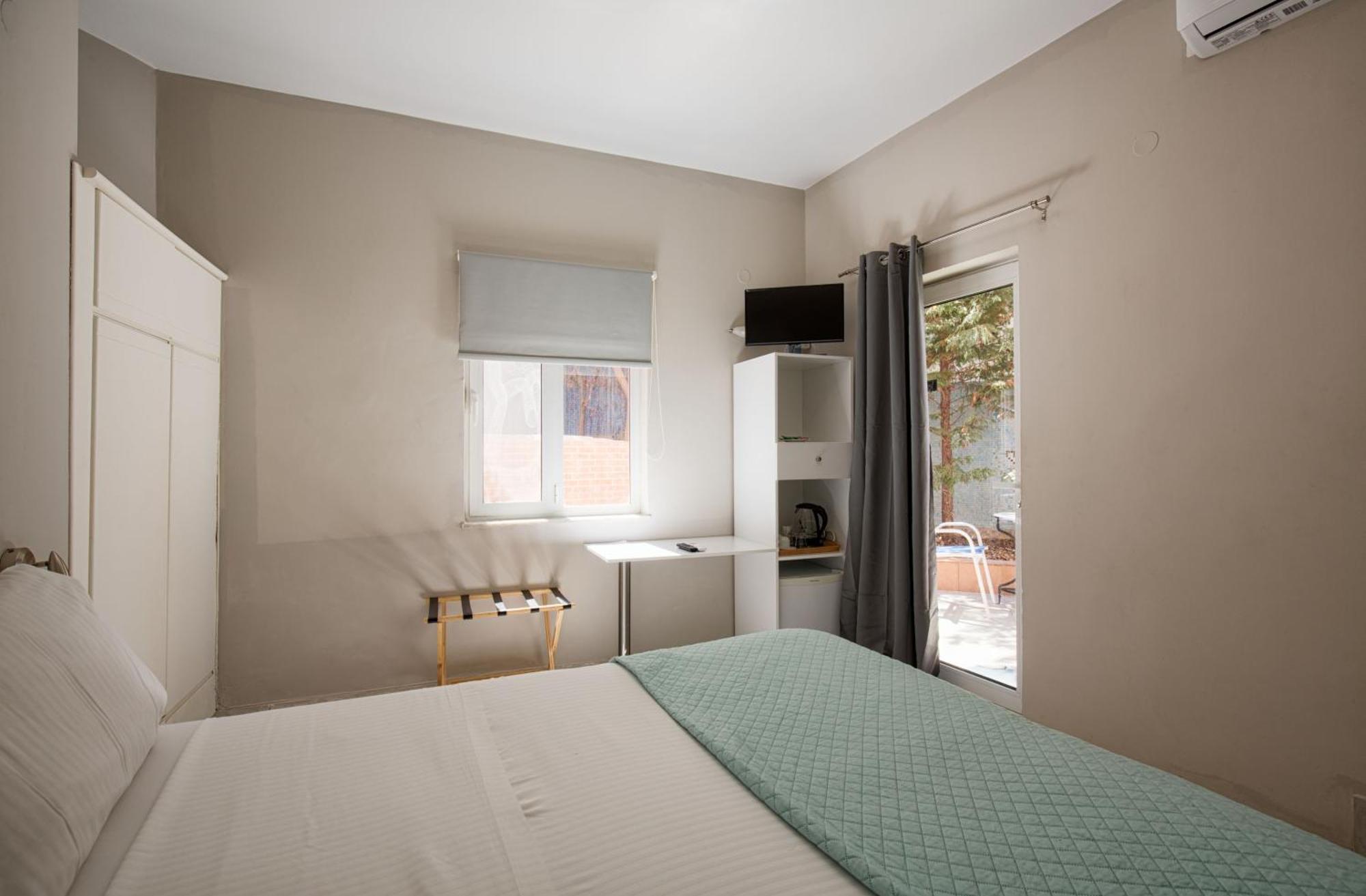 קאטו דרטסו Yasmine Apartments And Rooms מראה חיצוני תמונה