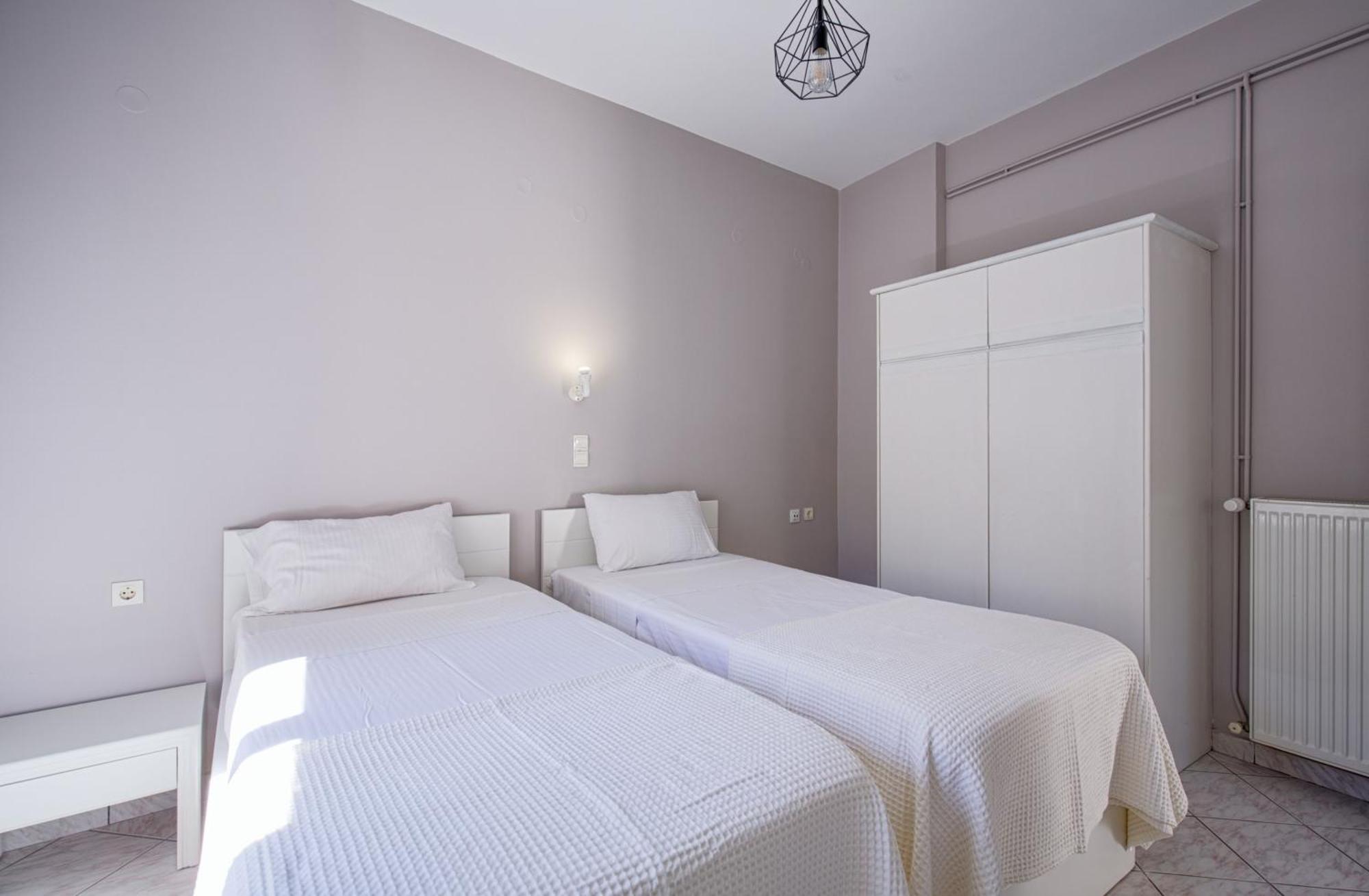 קאטו דרטסו Yasmine Apartments And Rooms מראה חיצוני תמונה