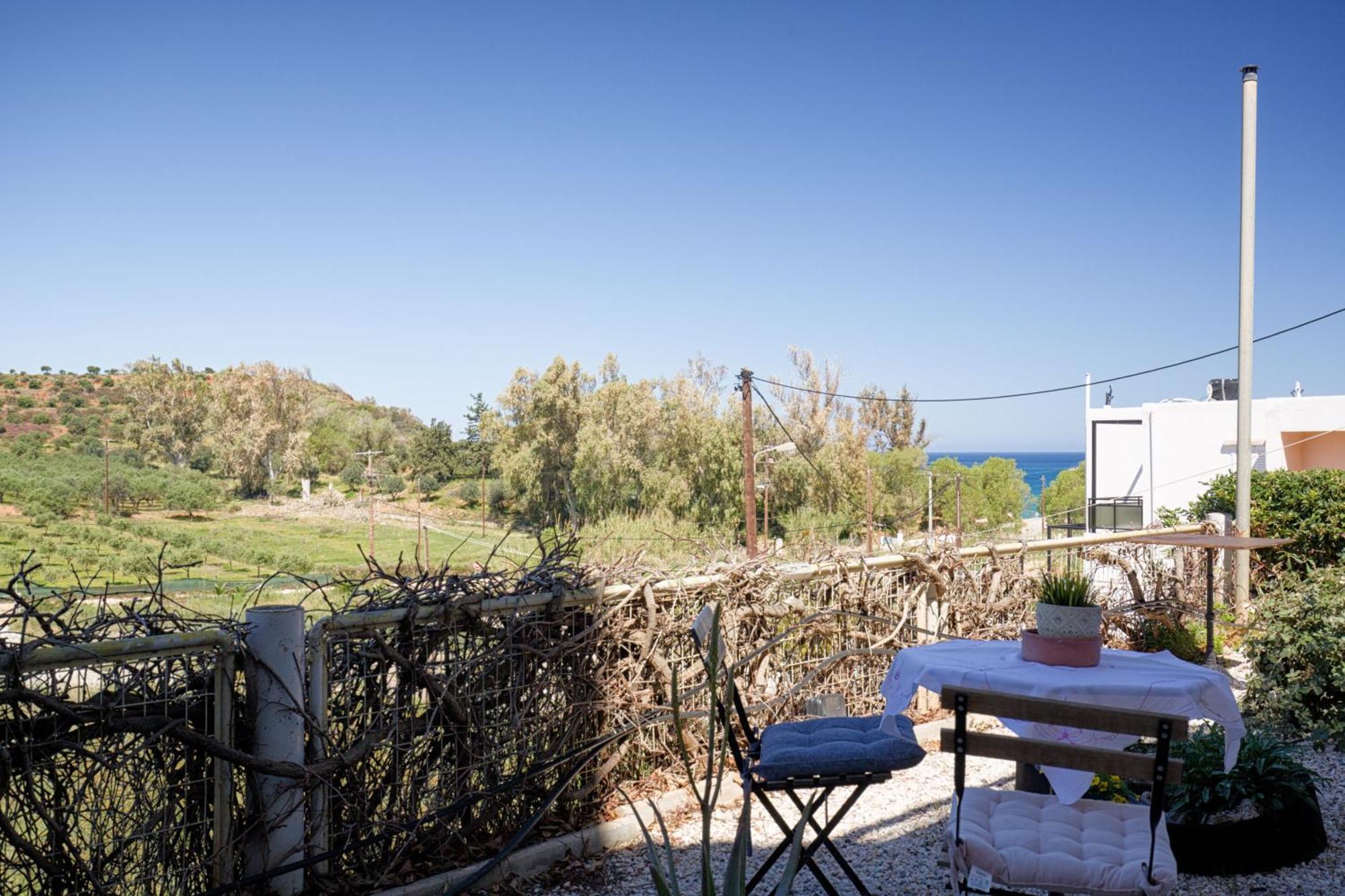 קאטו דרטסו Yasmine Apartments And Rooms מראה חיצוני תמונה