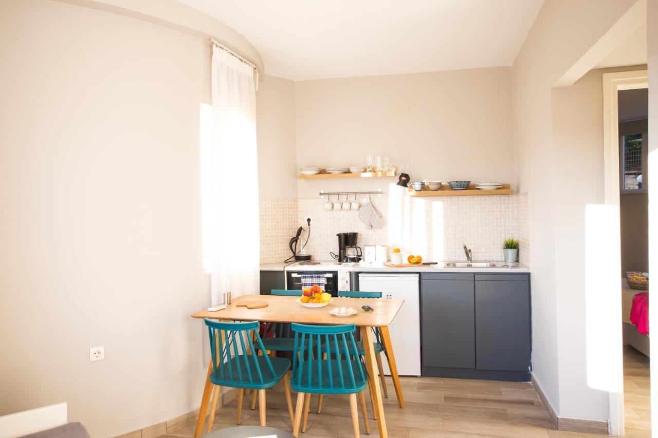 קאטו דרטסו Yasmine Apartments And Rooms מראה חיצוני תמונה